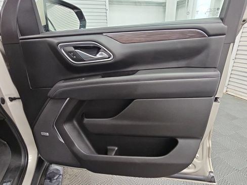Used 2023 Chevrolet Tahoe Z71 w/ Luxury Package AWD/4WD image 47
