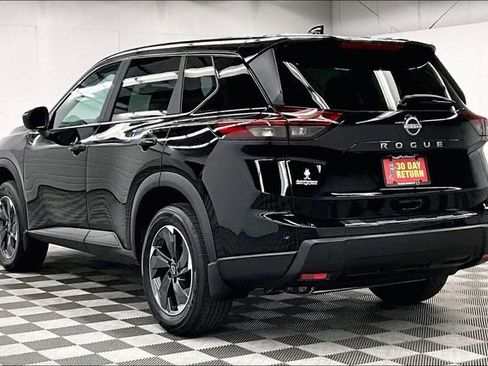 New 2026 Nissan Rogue SV image 4