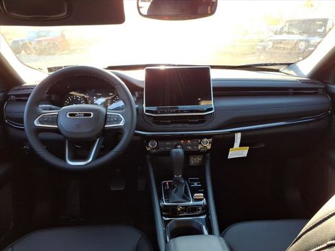 New 2026 Jeep Compass Limited w/ Sun, Sound & Navigation Group image 8