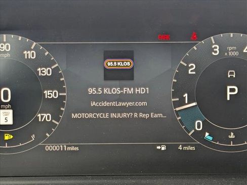 New 2026 Land Rover Discovery Sport Landmark image 11