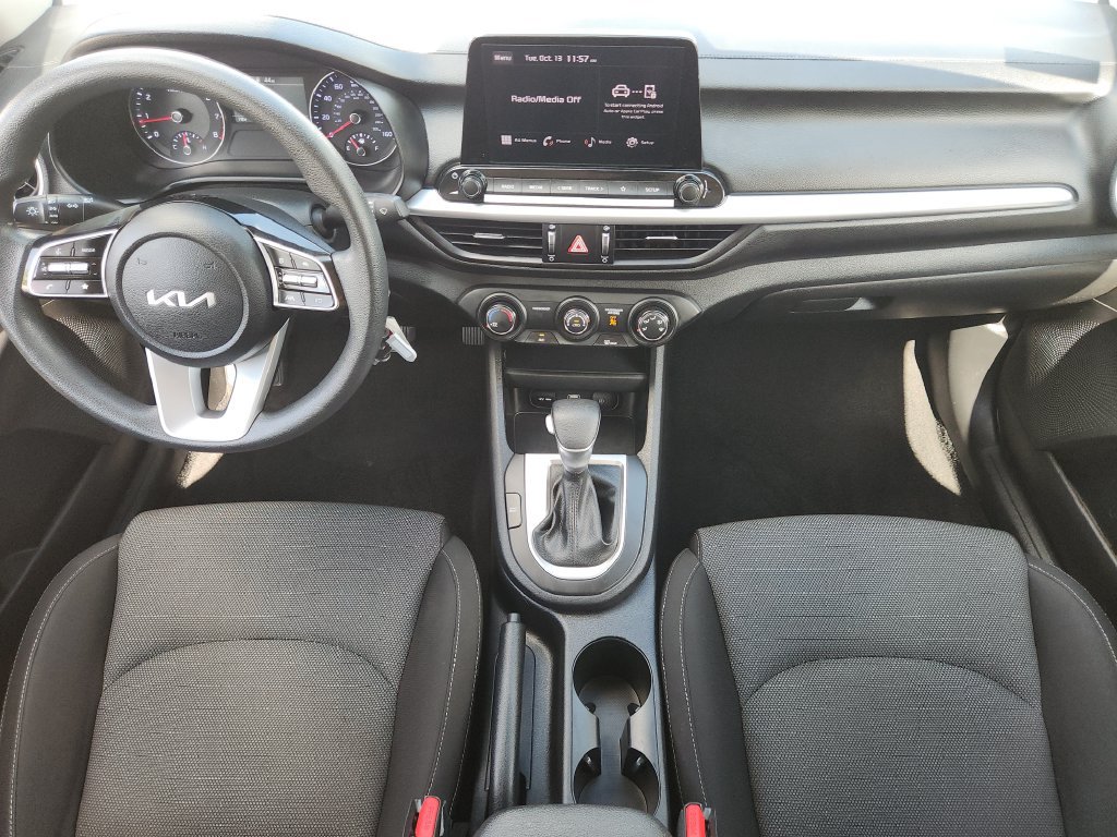 Certified 2024 Kia Forte LXS FWD image 5