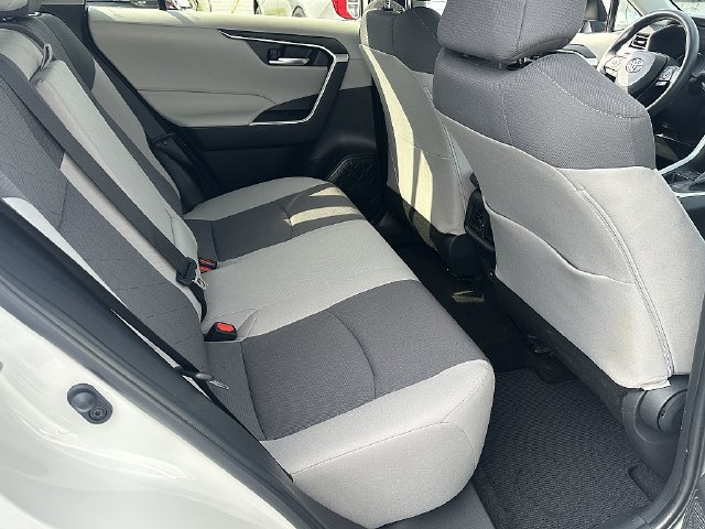 Certified 2024 Toyota RAV4 XLE w/ Convenience Package FWD image 13