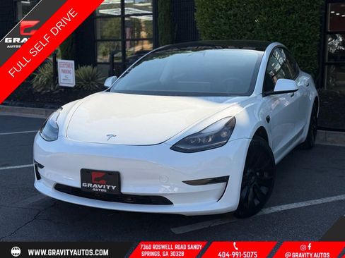 Used 2021 Tesla Model 3 Standard Range Plus image 1