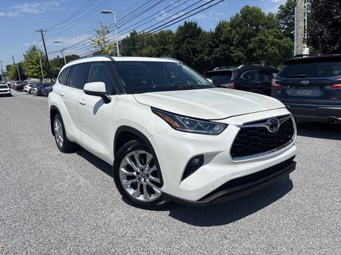 Used 2020 Toyota Highlander Limited AWD/4WD image 20