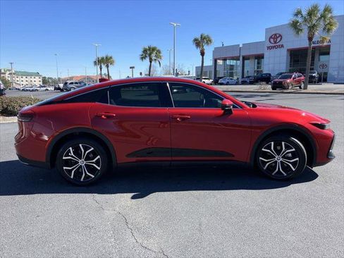 Certified 2023 Toyota Crown image 6