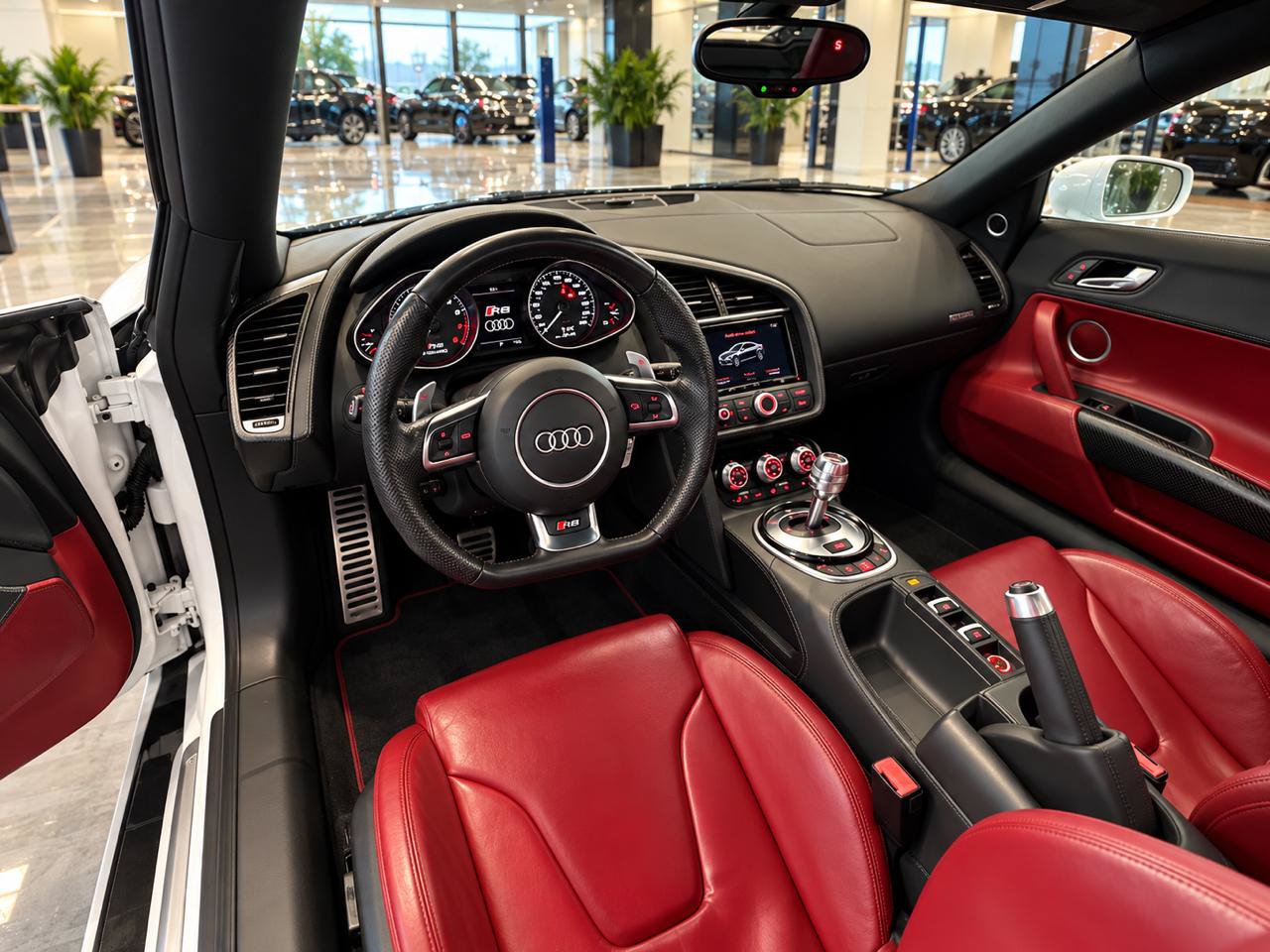 Used 2015 Audi R8 V10 AWD/4WD image 10