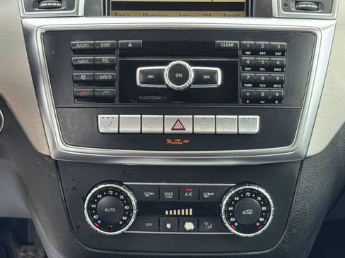 Used 2012 Mercedes-Benz ML 350 4MATIC w/ Premium 1 Pkg image 17