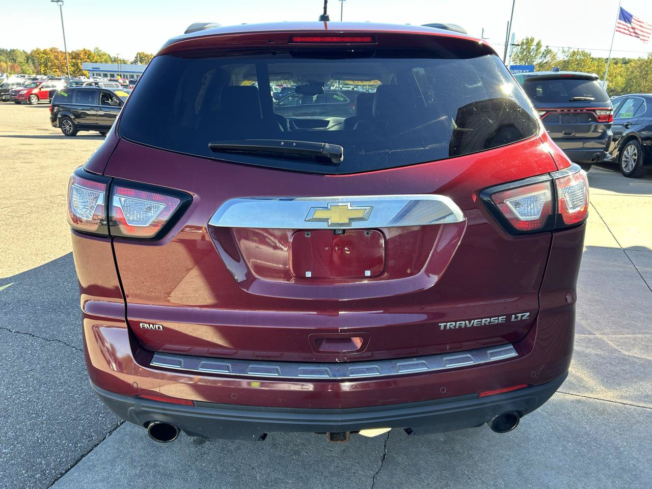 Used 2015 Chevrolet Traverse LTZ AWD/4WD image 6
