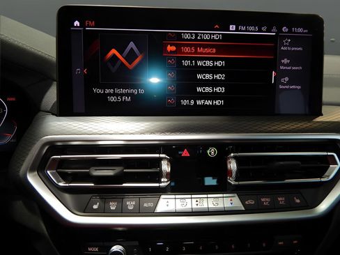 Used 2024 BMW X4 xDrive30i AWD/4WD image 23