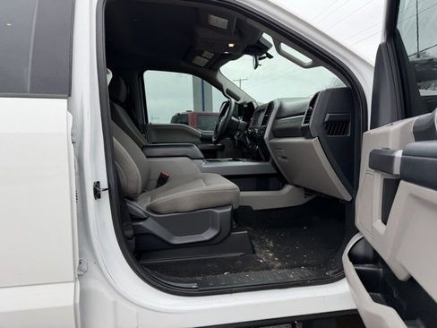 Used 2022 Ford F250 XLT w/ FX4 Off-Road Package image 9