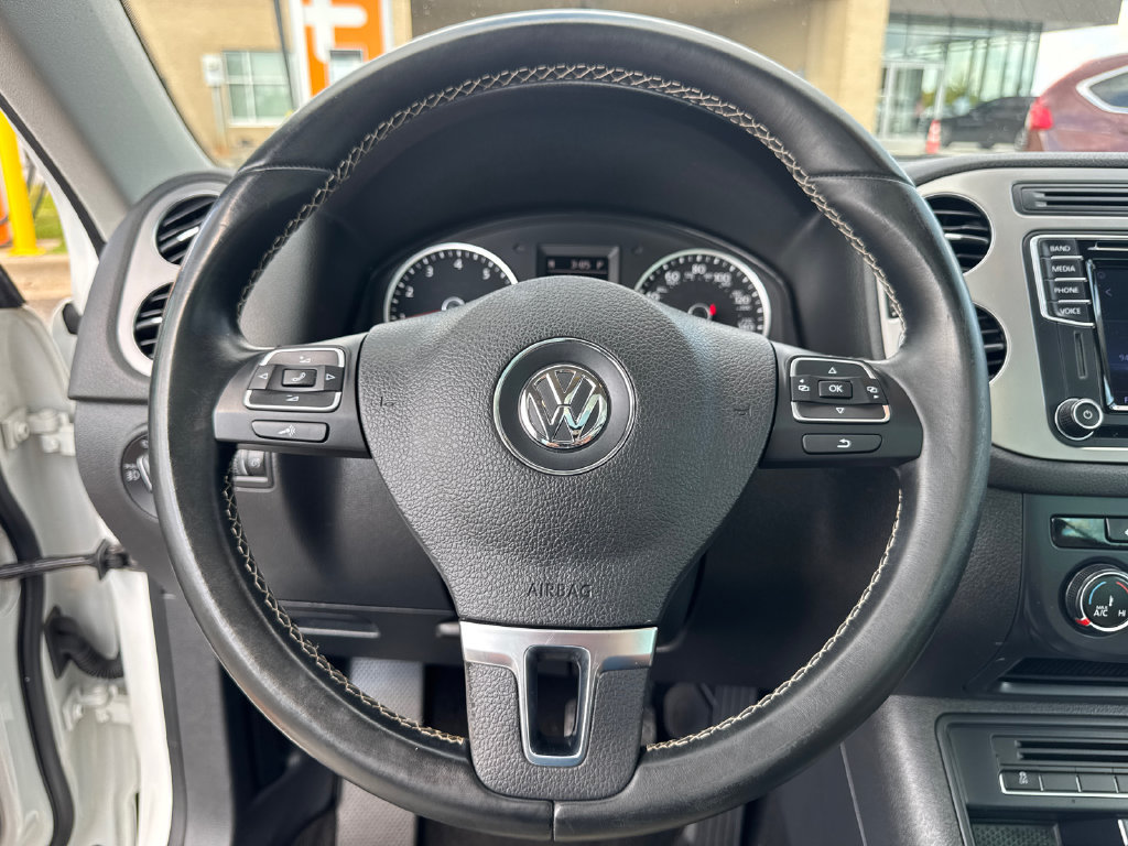 Used 2016 Volkswagen Tiguan SE FWD image 23