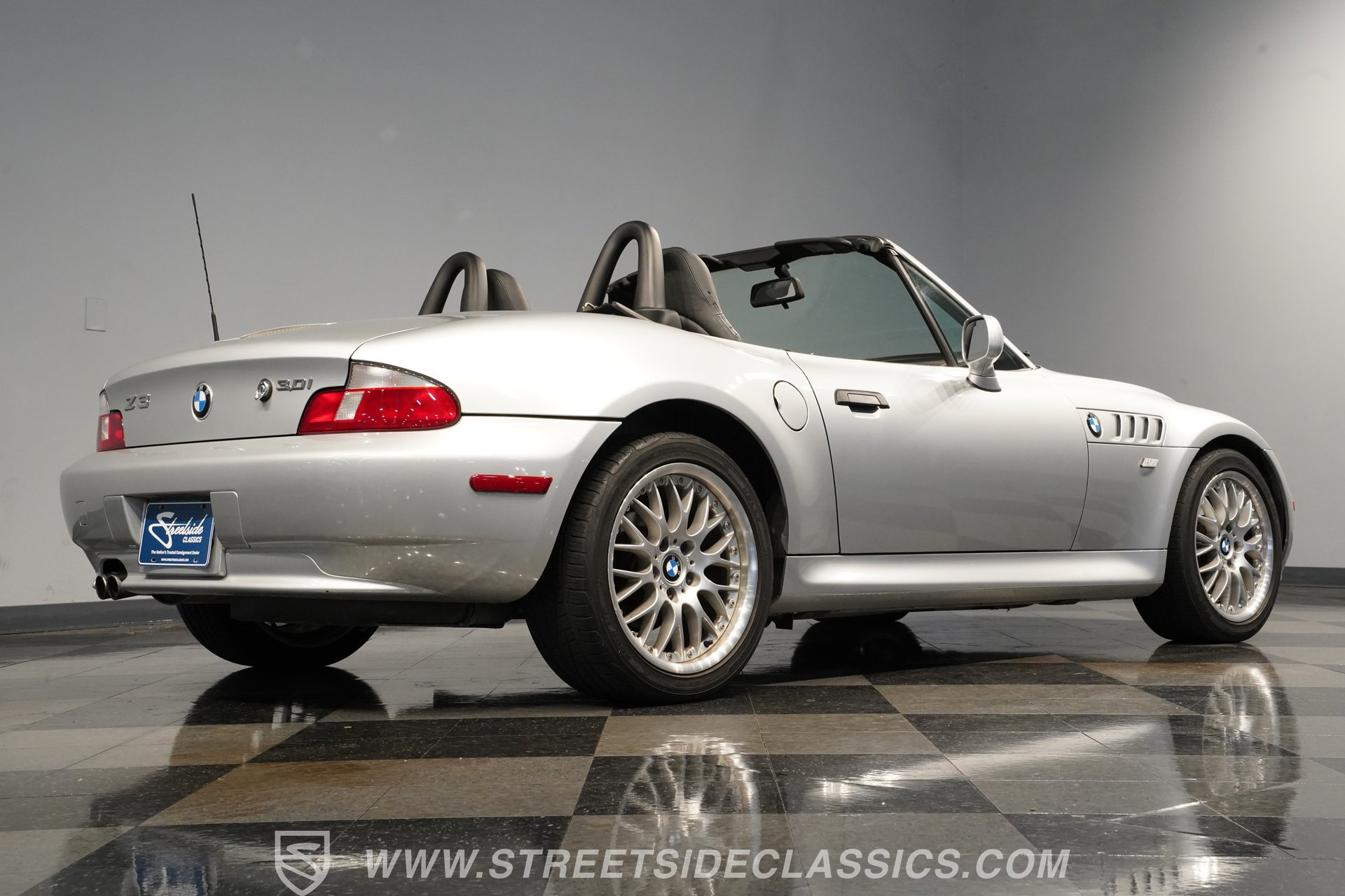 Used 2001 BMW Z3 3.0i RWD image 24