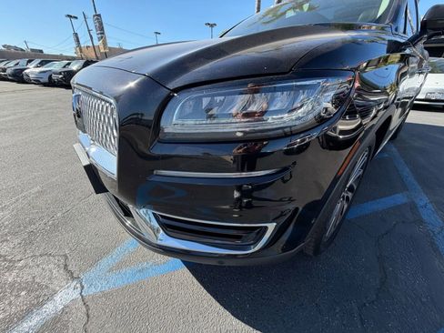 Used 2020 Lincoln Nautilus Reserve w/ Equipment Group 201A image 4