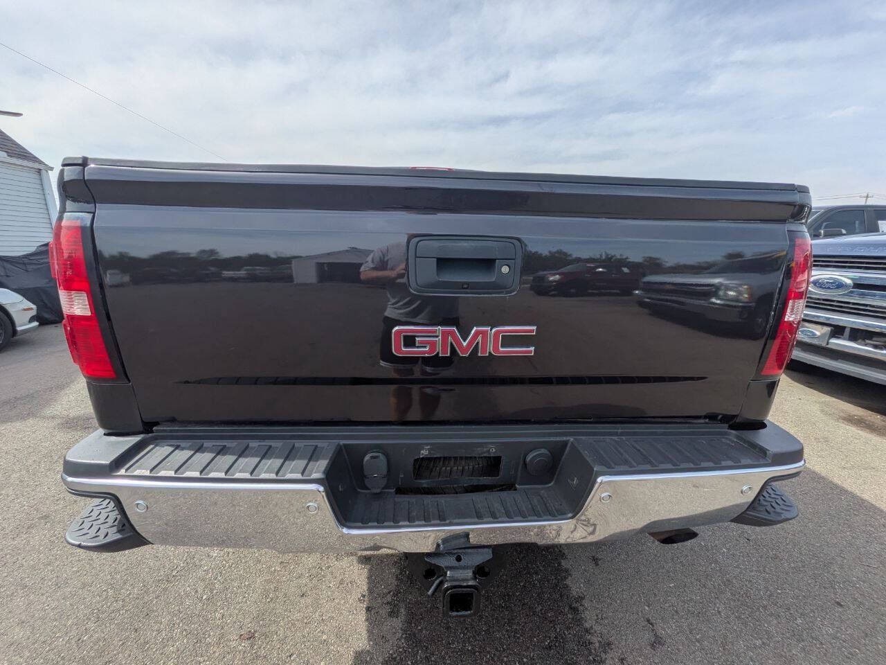 Used 2015 GMC Sierra 2500 SLE w/ SLE Preferred Package AWD/4WD image 6