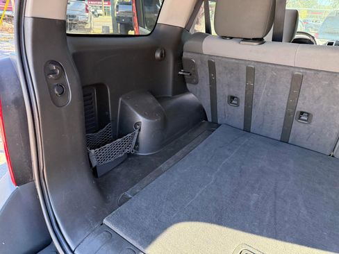 Used 2014 Nissan Xterra X image 28