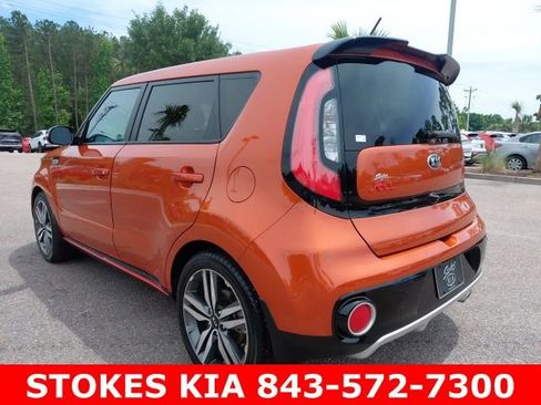 Used 2018 Kia Soul ! w/ Tech Package FWD image 7