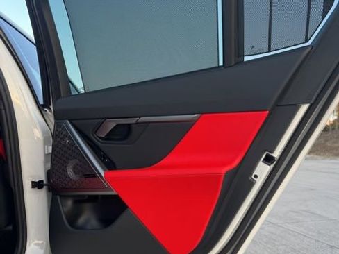 Used 2026 BMW M5 w/ Carbon Package image 21