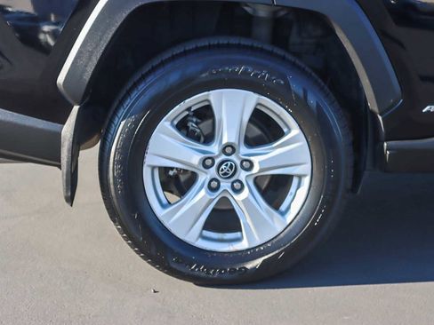 Used 2020 Toyota RAV4 XLE image 9