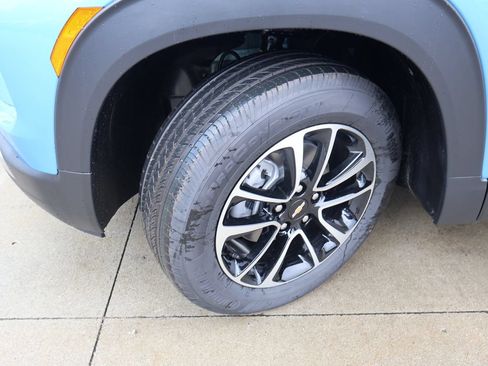 New 2026 Chevrolet TrailBlazer LT w/ Convenience Package AWD/4WD image 37