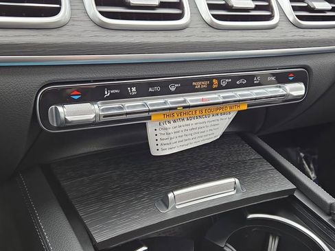 New 2026 Mercedes-Benz GLS 450 4MATIC image 16