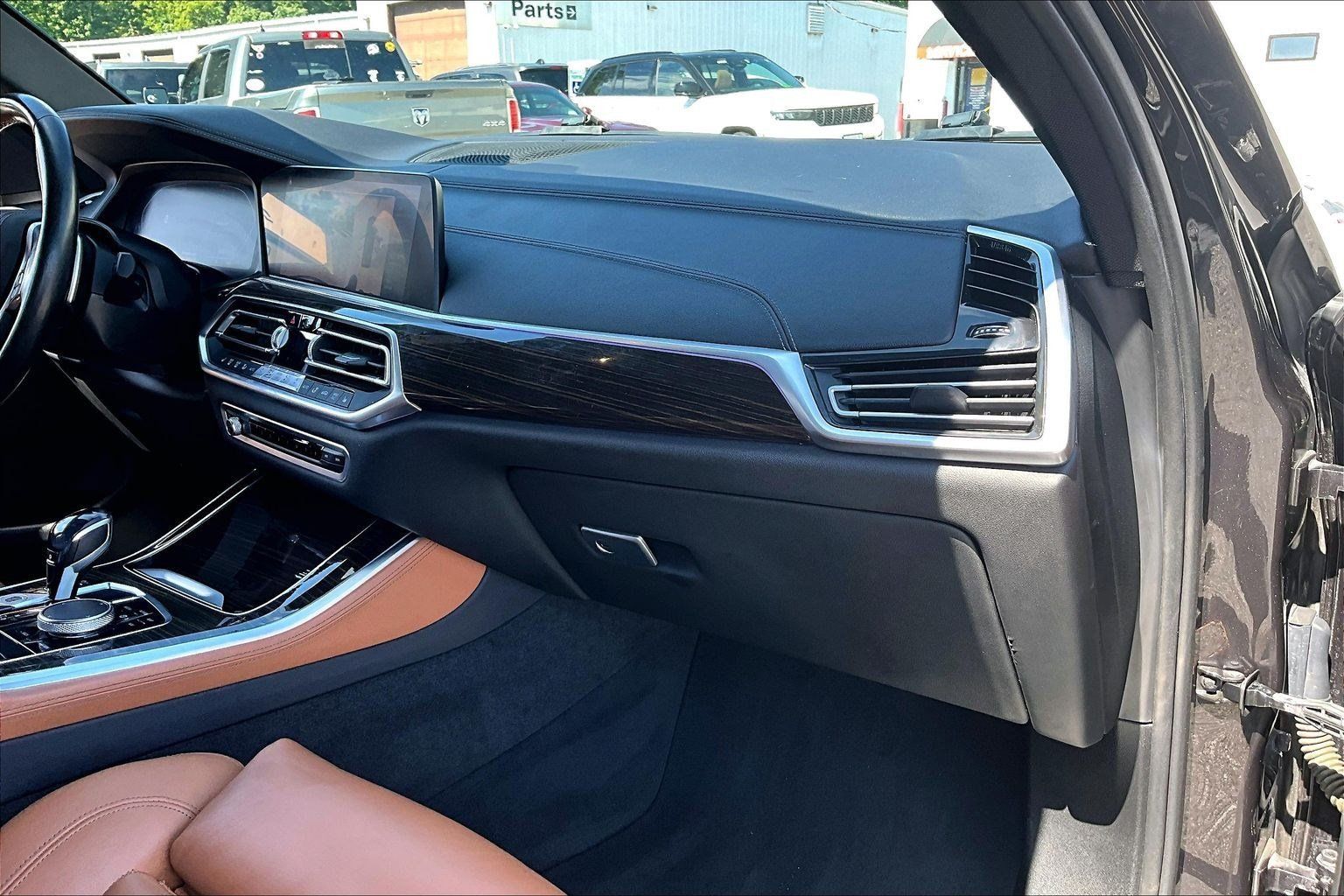 Used 2019 BMW X5 xDrive40i w/ Convenience Package AWD/4WD image 13