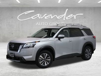 New 2025 Nissan Pathfinder SL