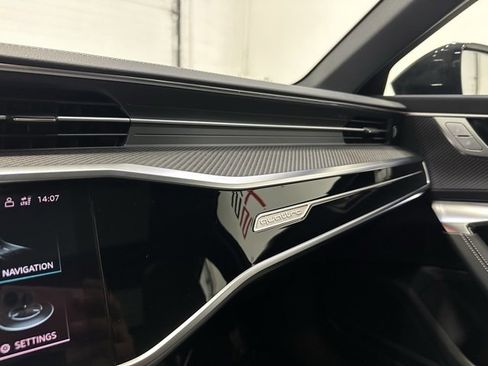 Used 2022 Audi RS 6 image 27