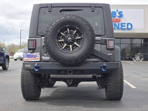Used 2014 Jeep Wrangler Rubicon w/ Power Convenience Group image 12