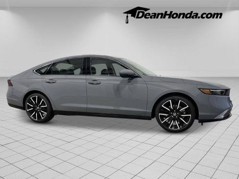 New 2025 Honda Accord Touring image 8