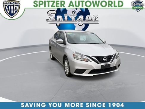 Used 2019 Nissan Sentra SV image 2