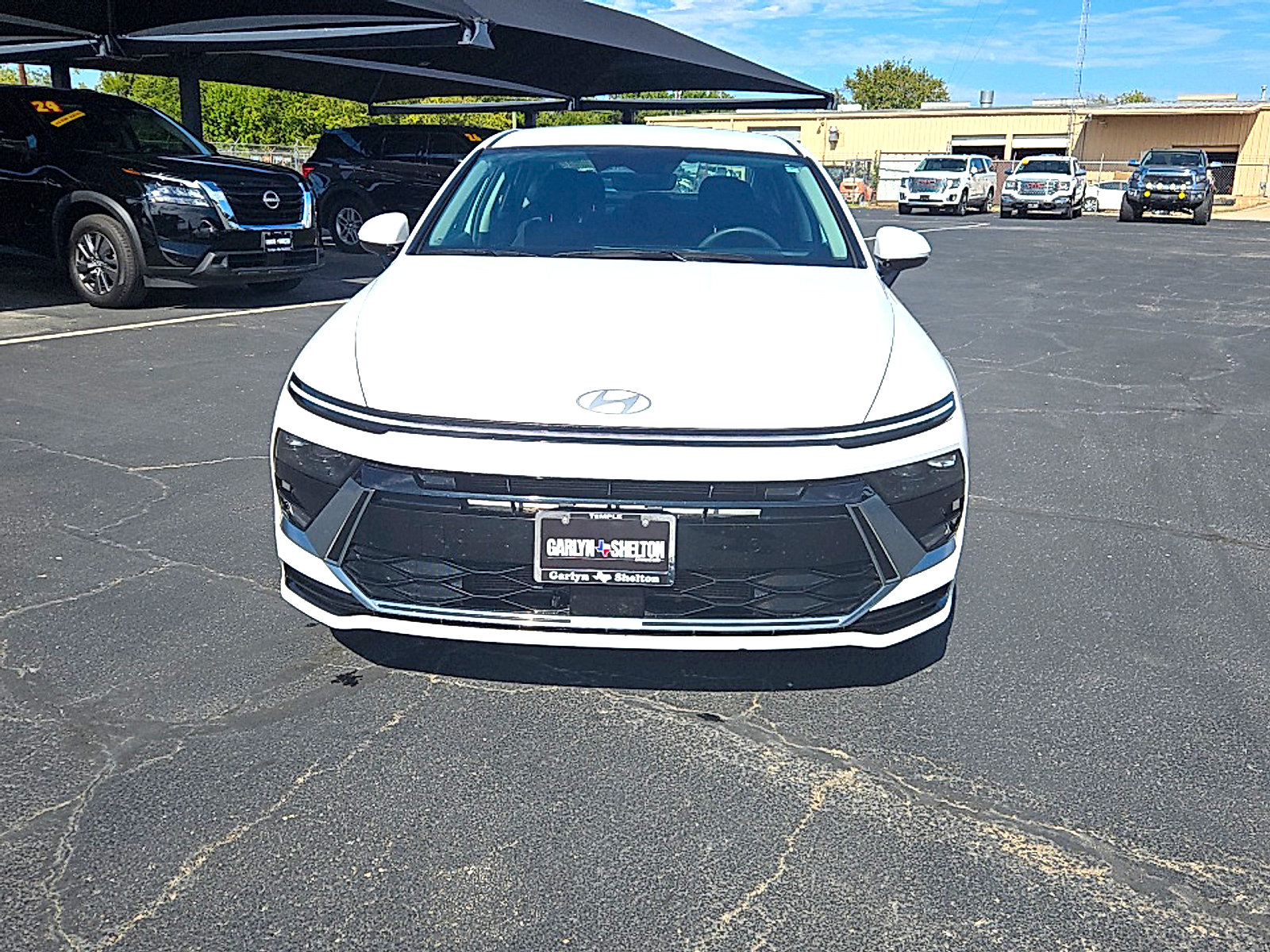 Used 2025 Hyundai Sonata SEL AWD/4WD image 2