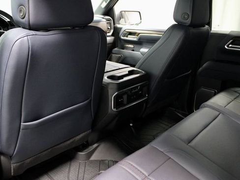 Used 2025 Chevrolet Silverado 1500 High Country w/ Technology Package image 22