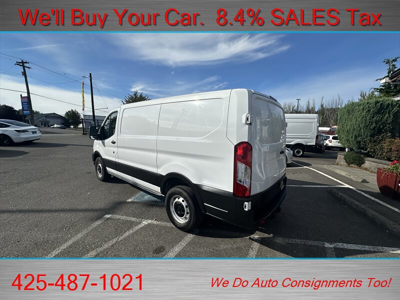Used 2023 Ford Transit 250 Low Roof RWD image 4