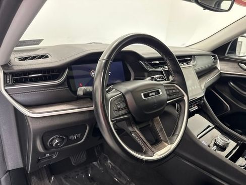 Used 2021 Jeep Grand Cherokee L Limited AWD/4WD image 24