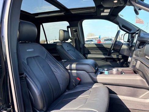 Used 2024 Ford Expedition Max Platinum image 12