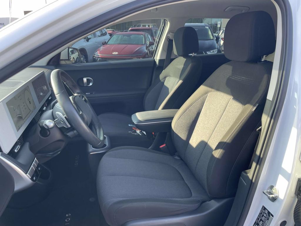 Certified 2024 Hyundai Ioniq 5 SEL RWD image 8