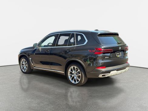 Used 2025 BMW X5 xDrive40i w/ Premium Essential Package AWD/4WD image 5