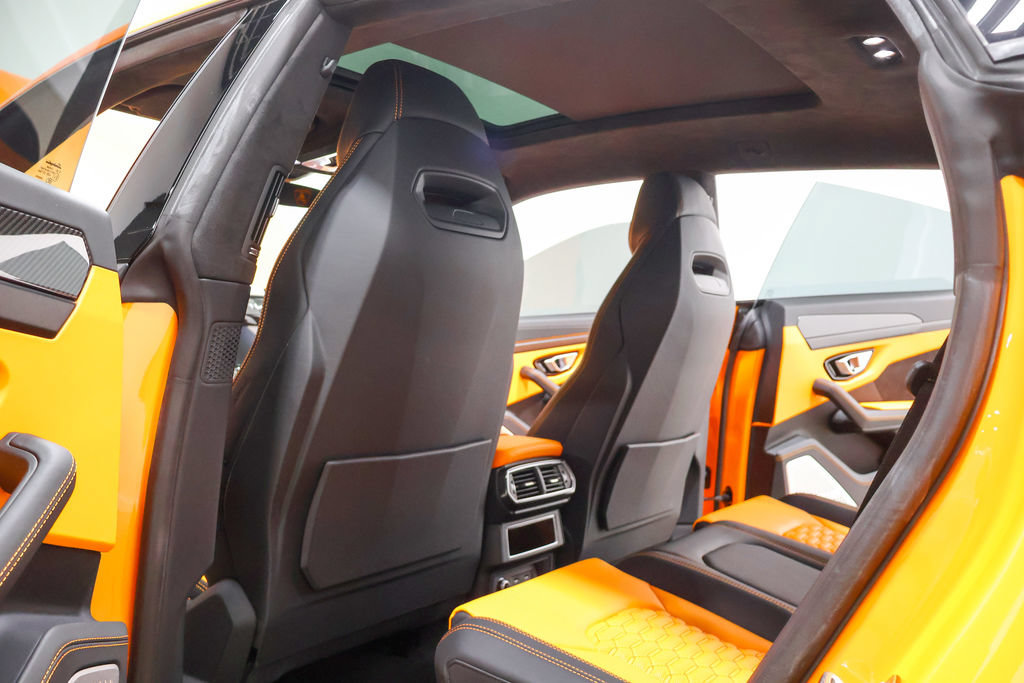 Used 2021 Lamborghini Urus AWD/4WD image 54