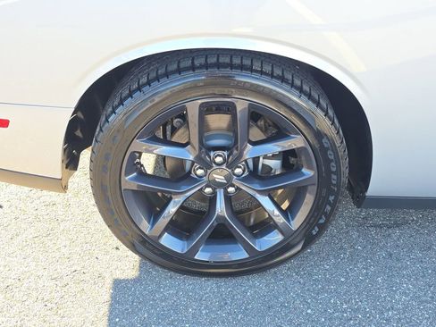 Used 2023 Dodge Challenger R/T w/ Blacktop Package image 5