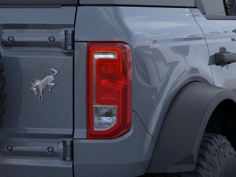 New 2025 Ford Bronco 4-Door w/ Sasquatch Package AWD/4WD image 23