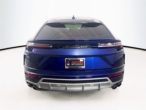 Used 2019 Lamborghini Urus image 6