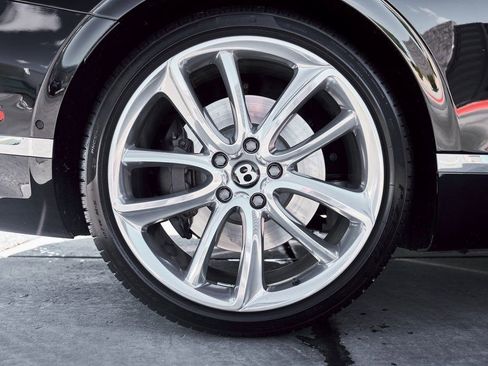 Used 2022 Bentley Continental GT image 20