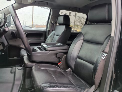 Used 2016 Chevrolet Silverado 2500 LT w/ Midnight Edition image 13
