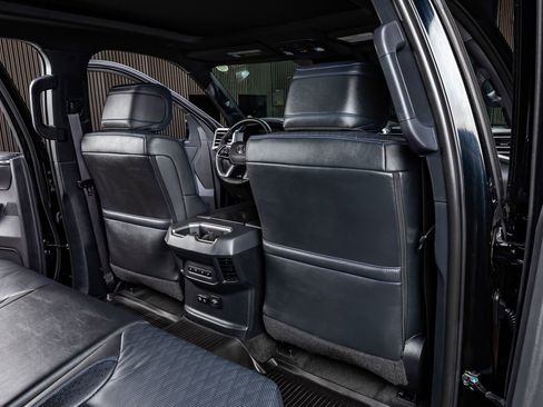 Used 2024 Toyota Tundra Platinum image 32