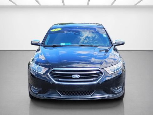 Used 2017 Ford Taurus Limited FWD image 8