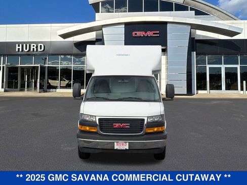 New 2025 GMC Savana 3500 w/ Power Convenience Package image 9