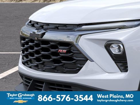 New 2026 Chevrolet TrailBlazer RS w/ Convenience Package FWD image 13