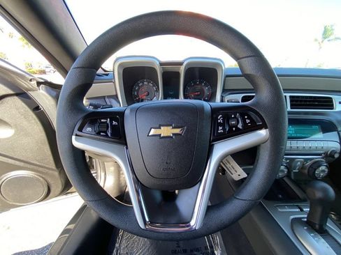 Used 2015 Chevrolet Camaro LS RWD image 25