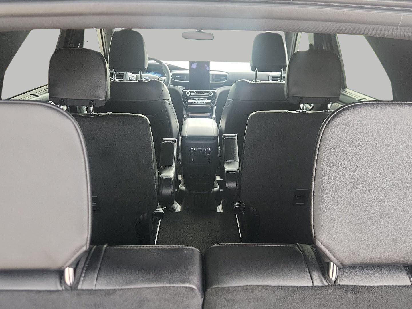 Used 2023 Ford Explorer ST w/ Equipment Group 401A AWD/4WD image 11