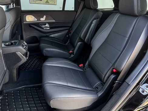 Certified 2025 Mercedes-Benz GLS 450 4MATIC image 20